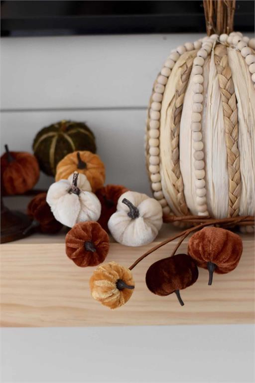 Velvet Pumpking Garland