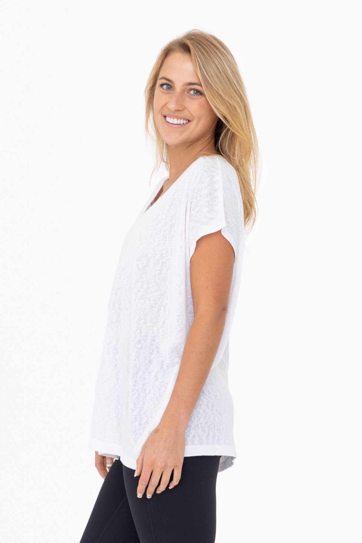 Modal Blend Relaxed V-Neck: Black / S:M:L (2:2:2)