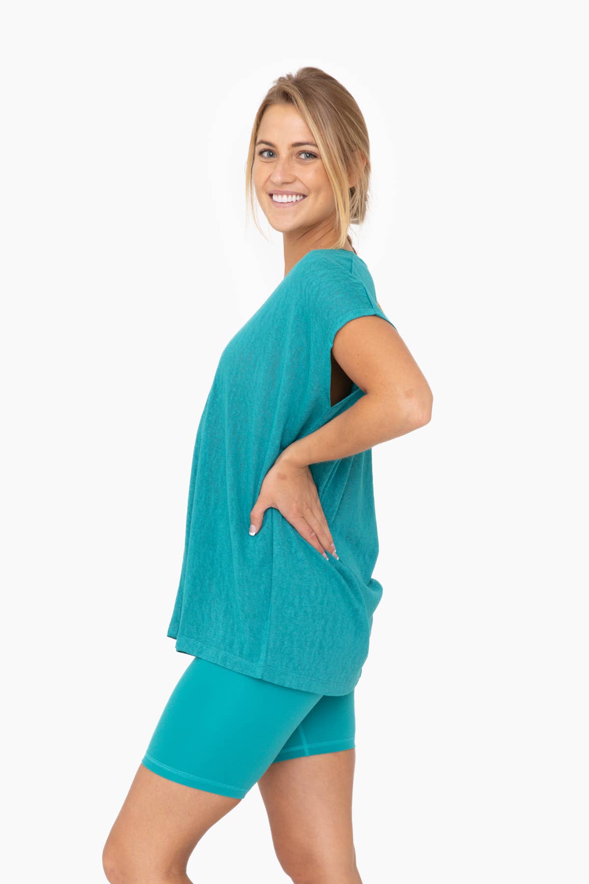 Modal Blend Relaxed V-Neck: Black / S:M:L (2:2:2)