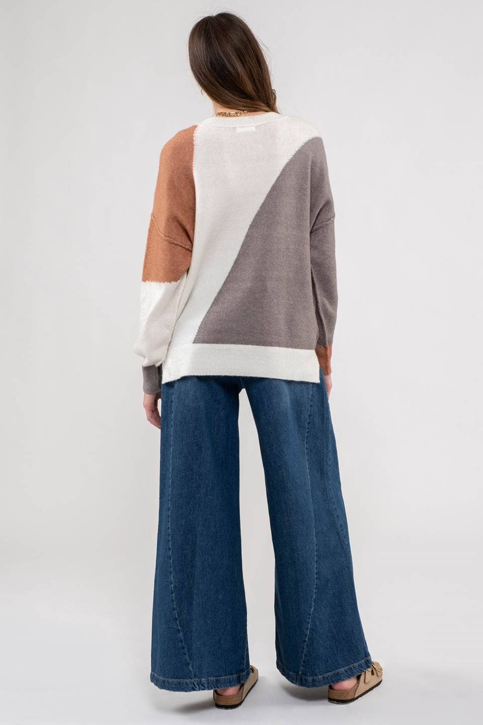 DIAGONAL COLORBLOCK KNIT SWEATER