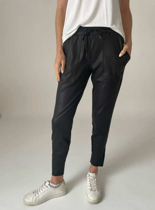 Headliner Coated Jogger